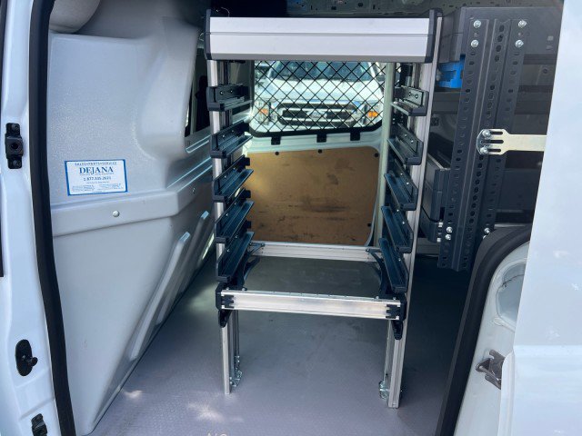 Used 2023 Ford Transit Connect XL image 19