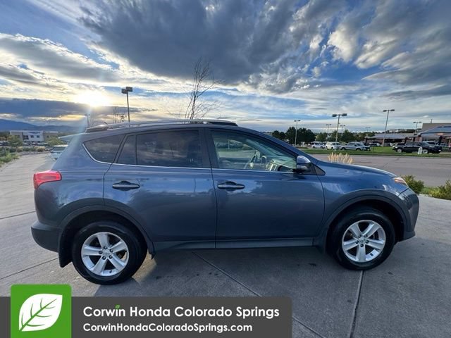 Used 2014 Toyota RAV4 XLE AWD/4WD image 11