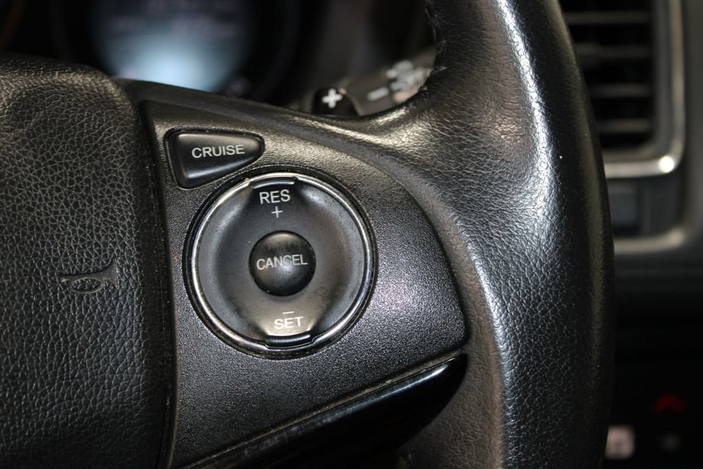 Used 2017 Honda HR-V EX-L image 32
