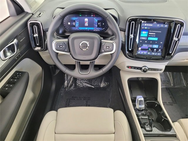 New 2026 Volvo XC40 B4 Plus w/ Climate Package image 11