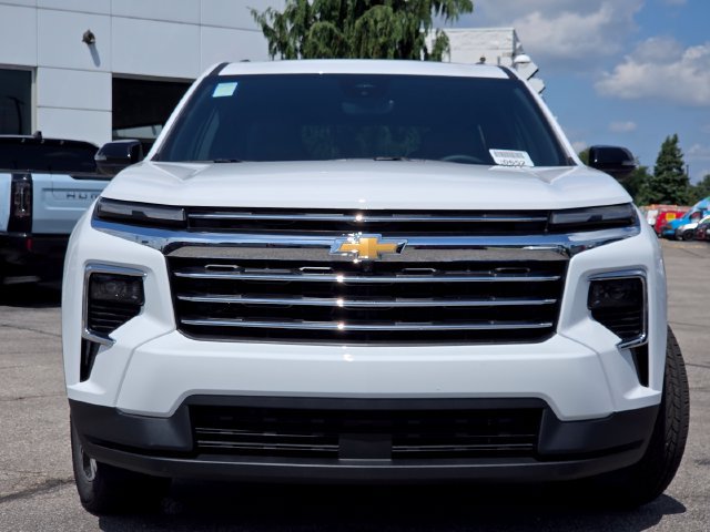 New 2027 Chevrolet Traverse LT w/ Sun and Wheel Package AWD/4WD image 13