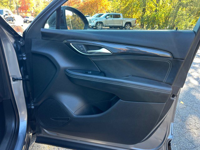 Used 2022 Buick Envision Preferred image 47