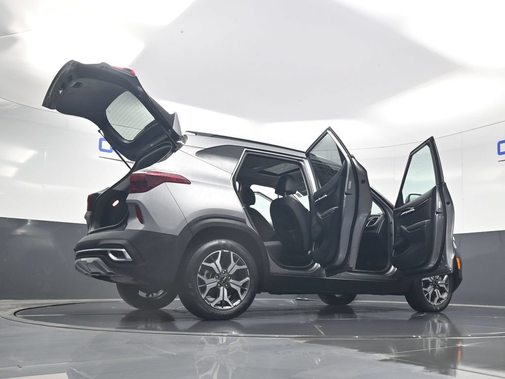 Certified 2022 Kia Seltos EX AWD/4WD image 60