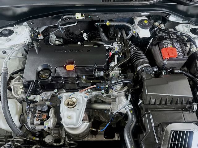 Certified 2024 Honda HR-V Sport image 32