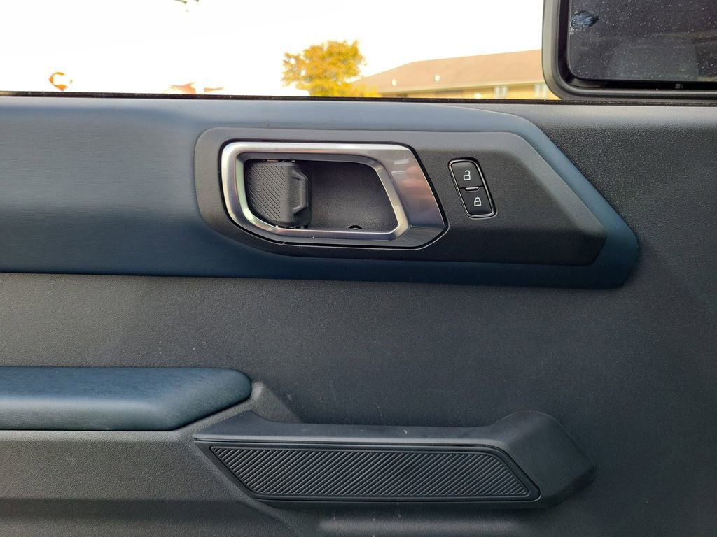 New 2025 Ford Bronco Heritage Edition image 18