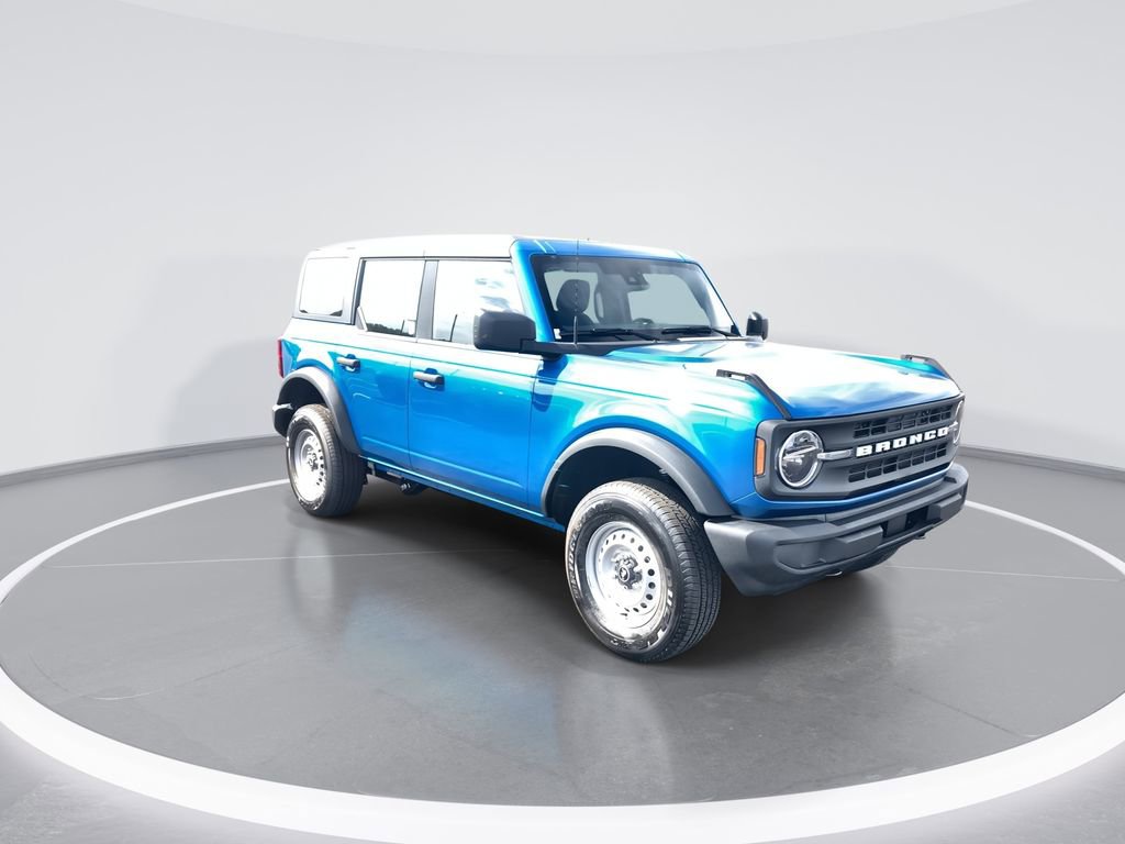 New 2025 Ford Bronco 4-Door image 2