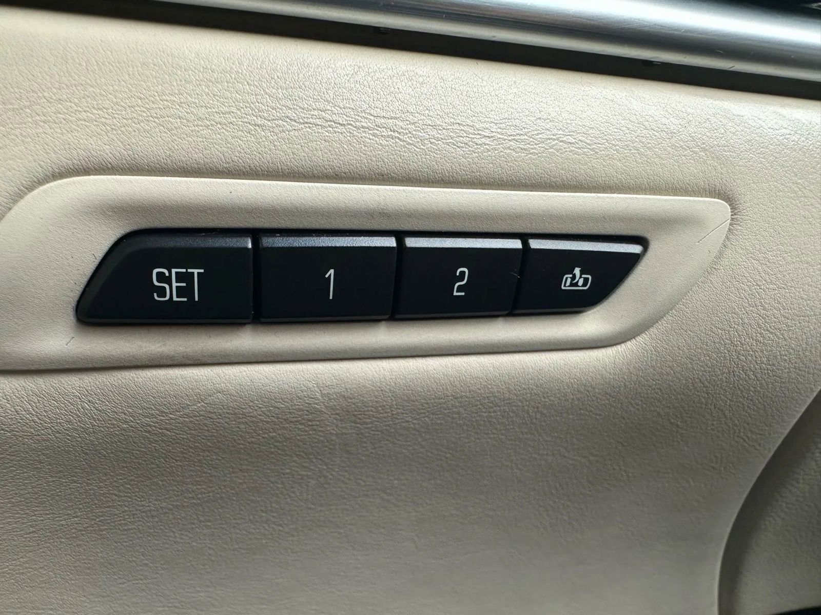 Used 2016 Cadillac XTS Vsport Platinum image 23