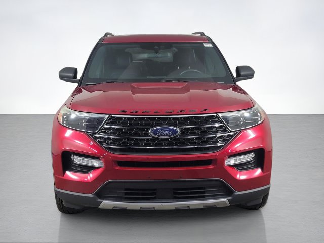 Certified 2020 Ford Explorer XLT w/ Equipment Group 202A AWD/4WD image 8