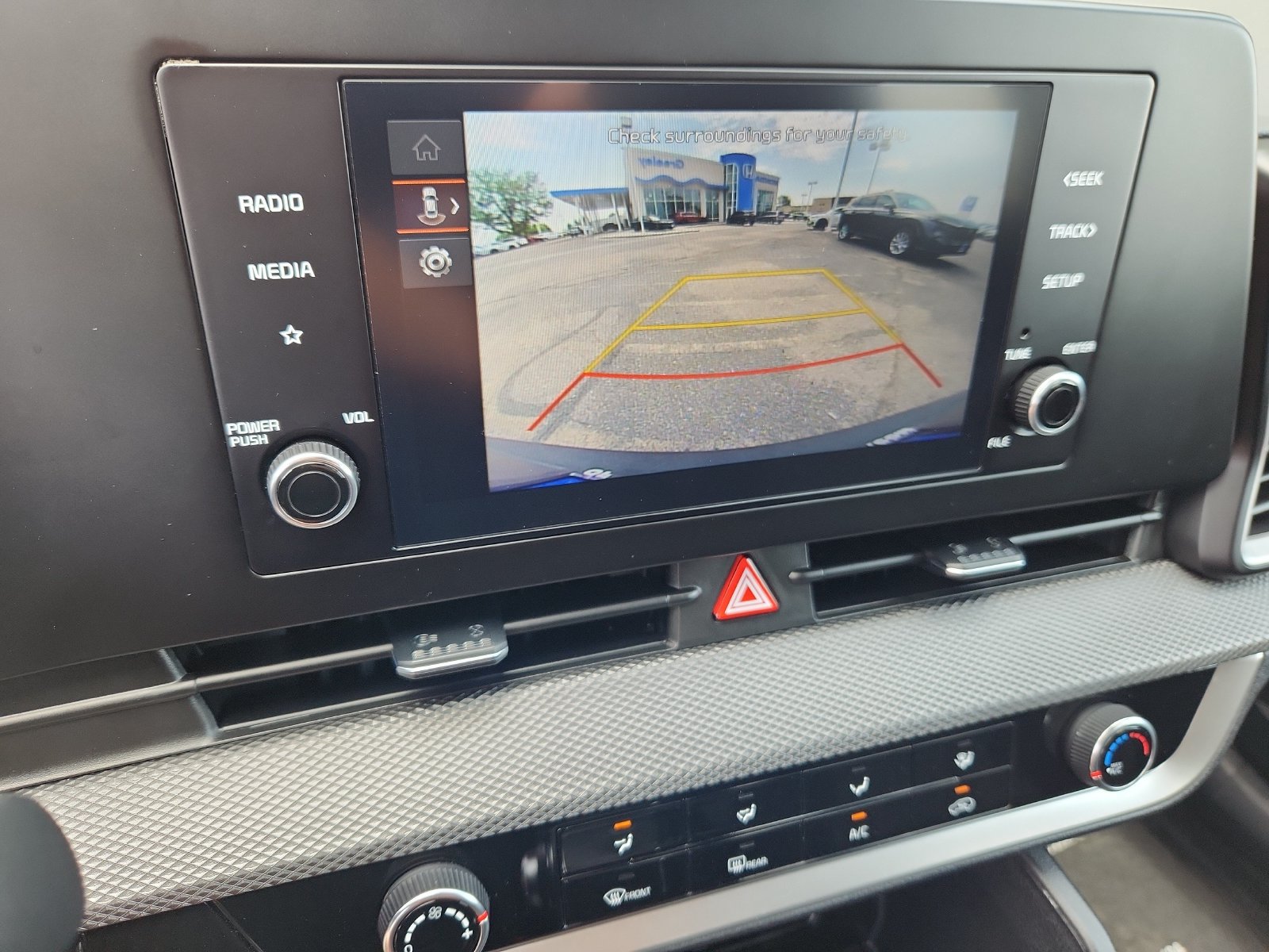 Used 2023 Kia Sportage LX AWD/4WD image 23