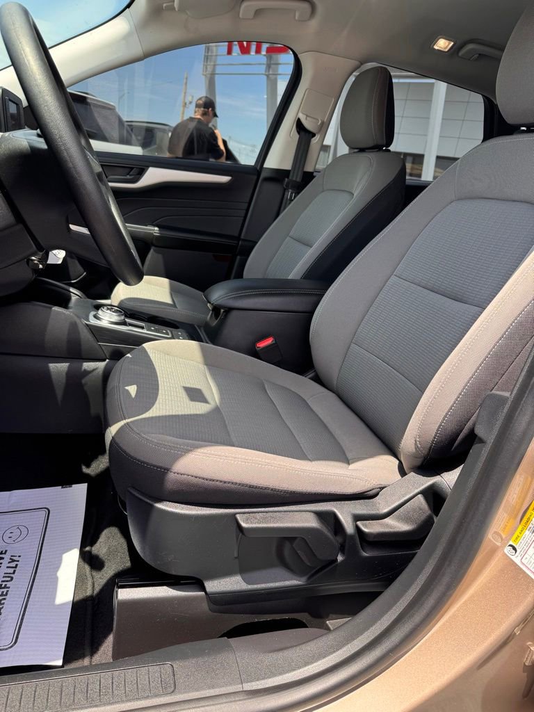 Used 2021 Ford Escape S FWD image 9