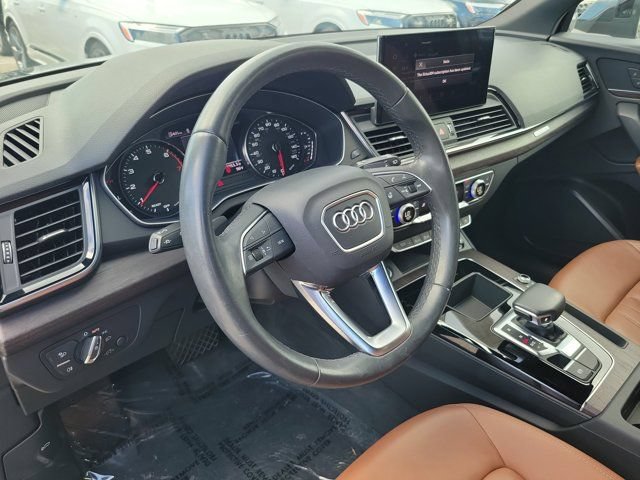 Used 2021 Audi Q5 Premium AWD/4WD image 17