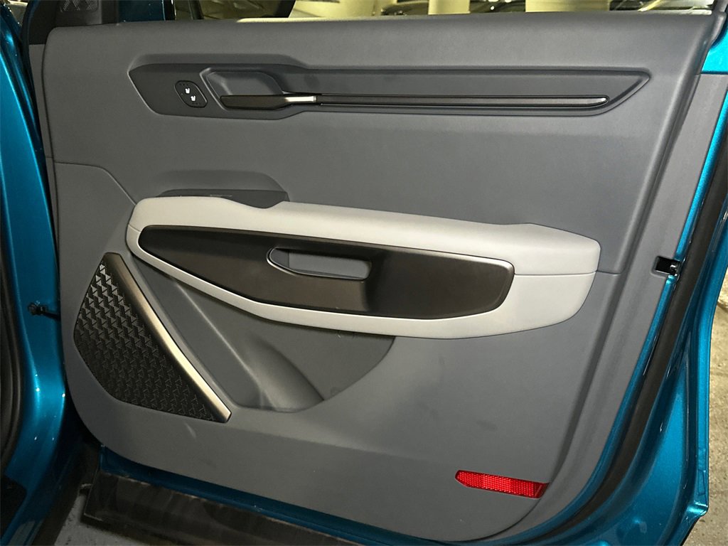 New 2026 Kia EV9 Wind image 13