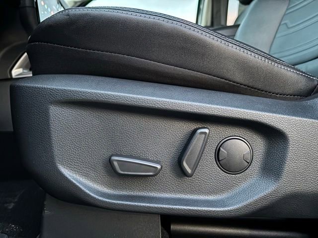 New 2025 Ford Ranger Lariat w/ Convenience Package image 11