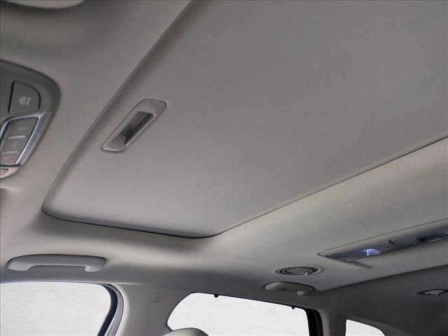 Used 2022 Kia Telluride EX image 16