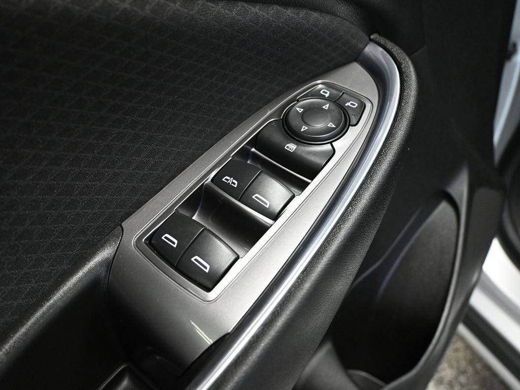 Used 2018 Chevrolet Malibu LT w/ LPO, Convenience Package 2 image 20