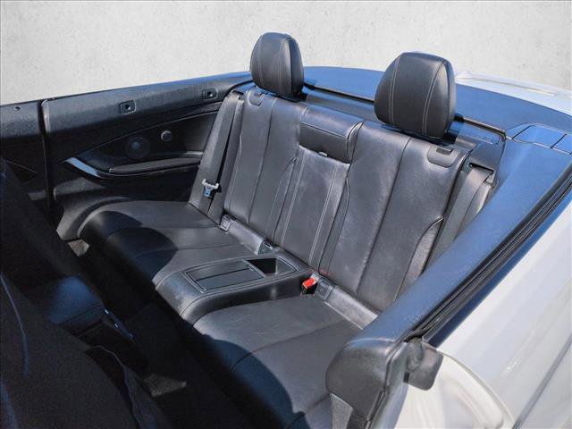 Used 2015 BMW M4 Convertible RWD image 20