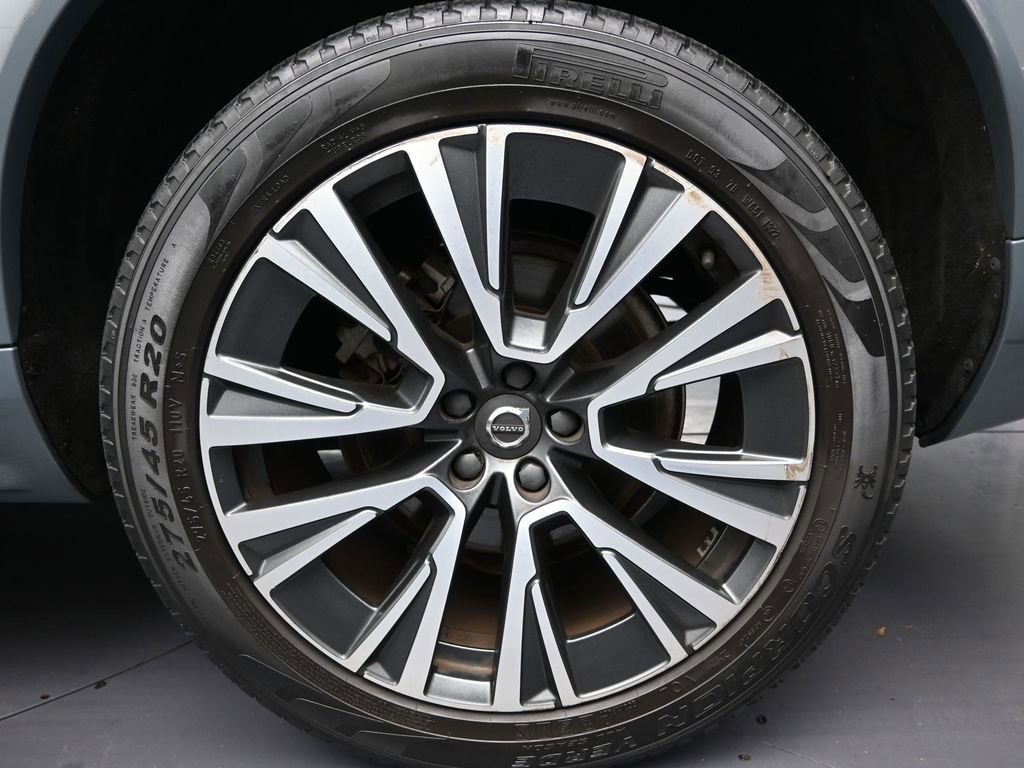 Used 2020 Volvo XC90 T5 Momentum w/ Protection Package Premier image 9