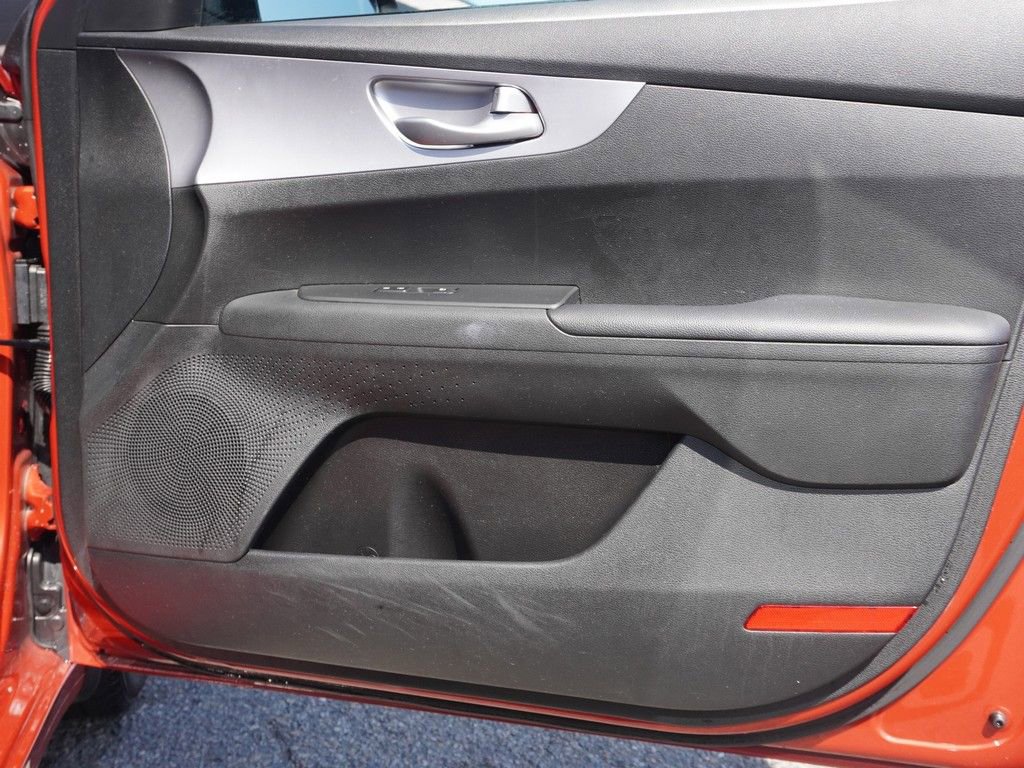 Used 2022 Kia Forte LXS image 19