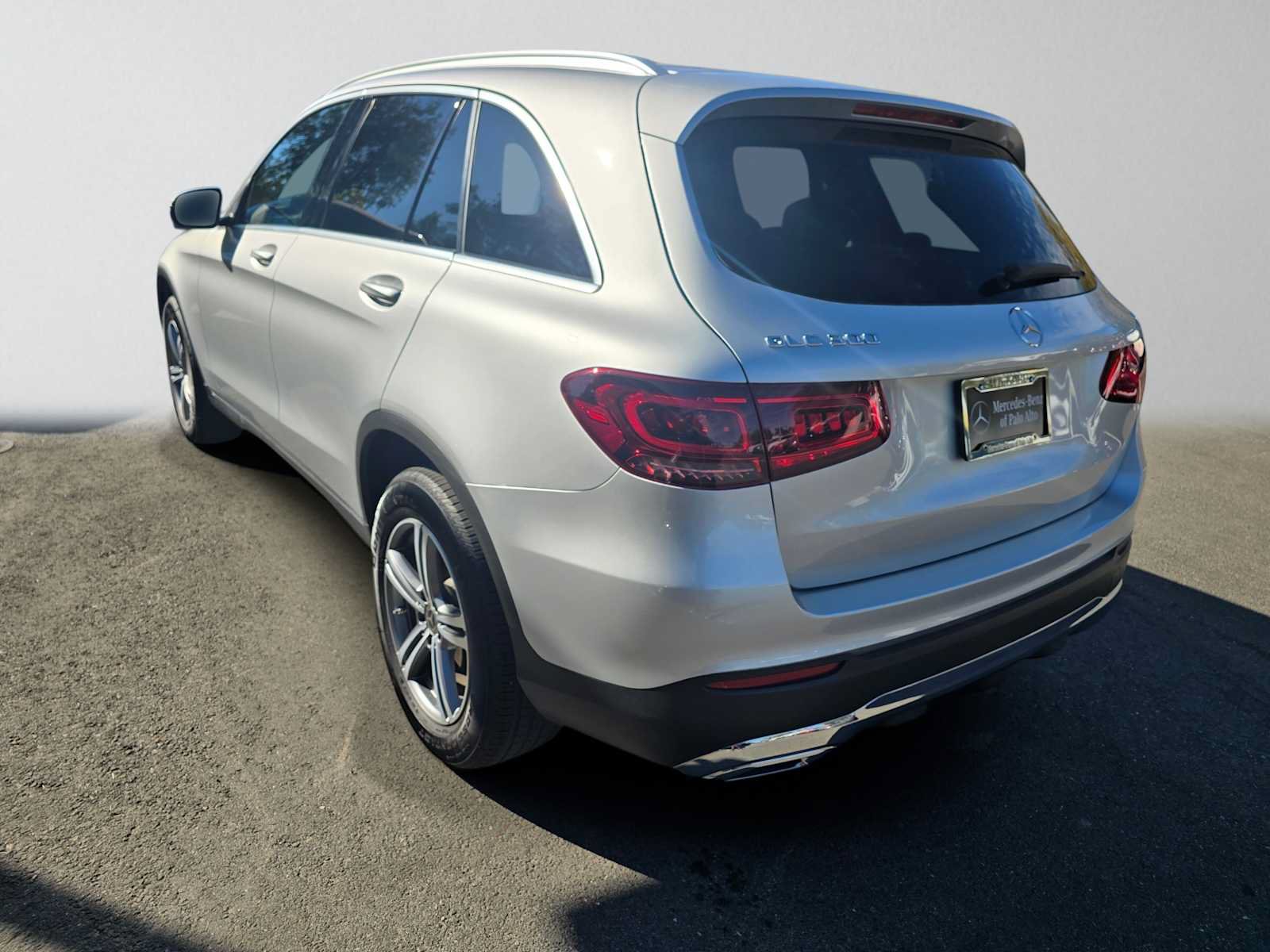 Used 2020 Mercedes-Benz GLC 300 image 5