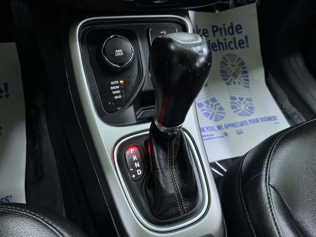 Used 2018 Jeep Compass Latitude w/ Popular Equipment Group AWD/4WD image 24