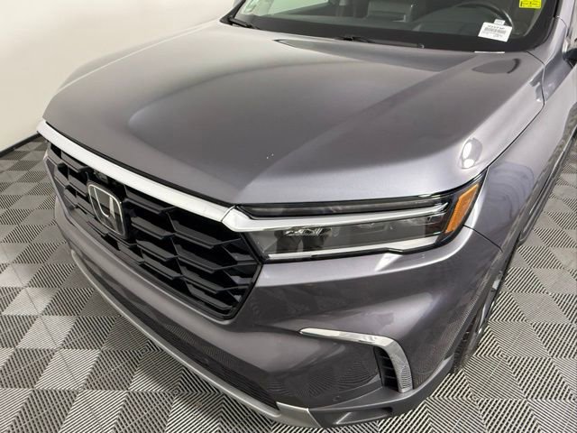 Used 2024 Honda Pilot Elite image 11