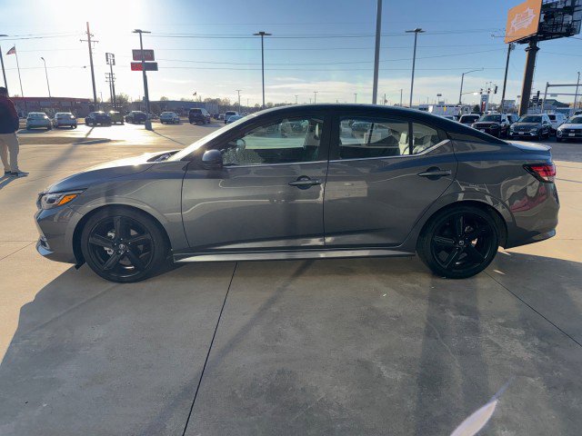 Used 2021 Nissan Sentra SR w/ SR Premium Package image 6