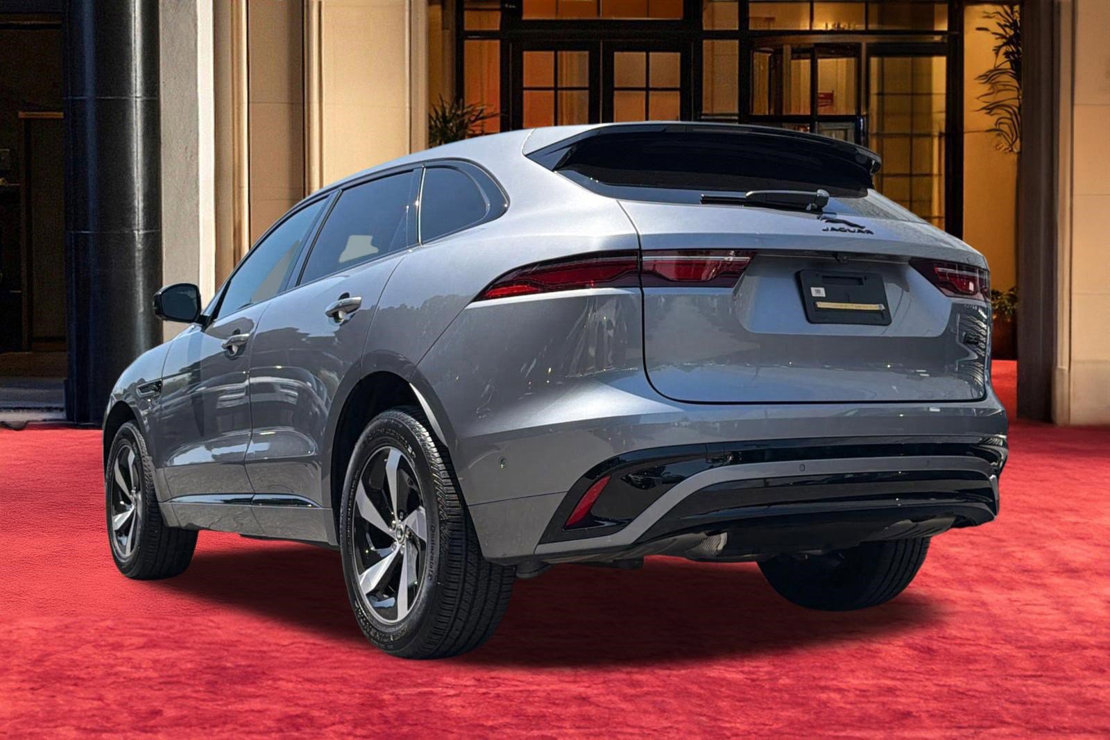 Used 2026 Jaguar F-PACE R-Dynamic S AWD/4WD image 3