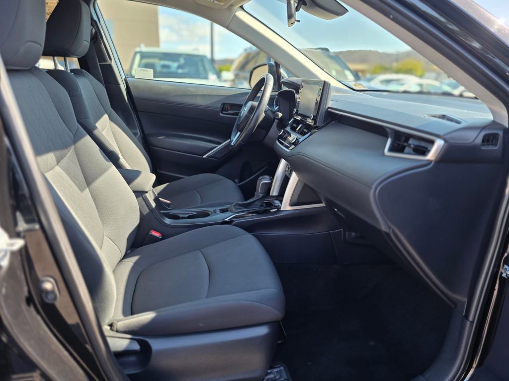 Used 2022 Toyota Corolla Cross LE FWD image 10