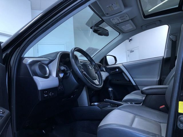 Used 2013 Toyota RAV4 Limited AWD/4WD image 11