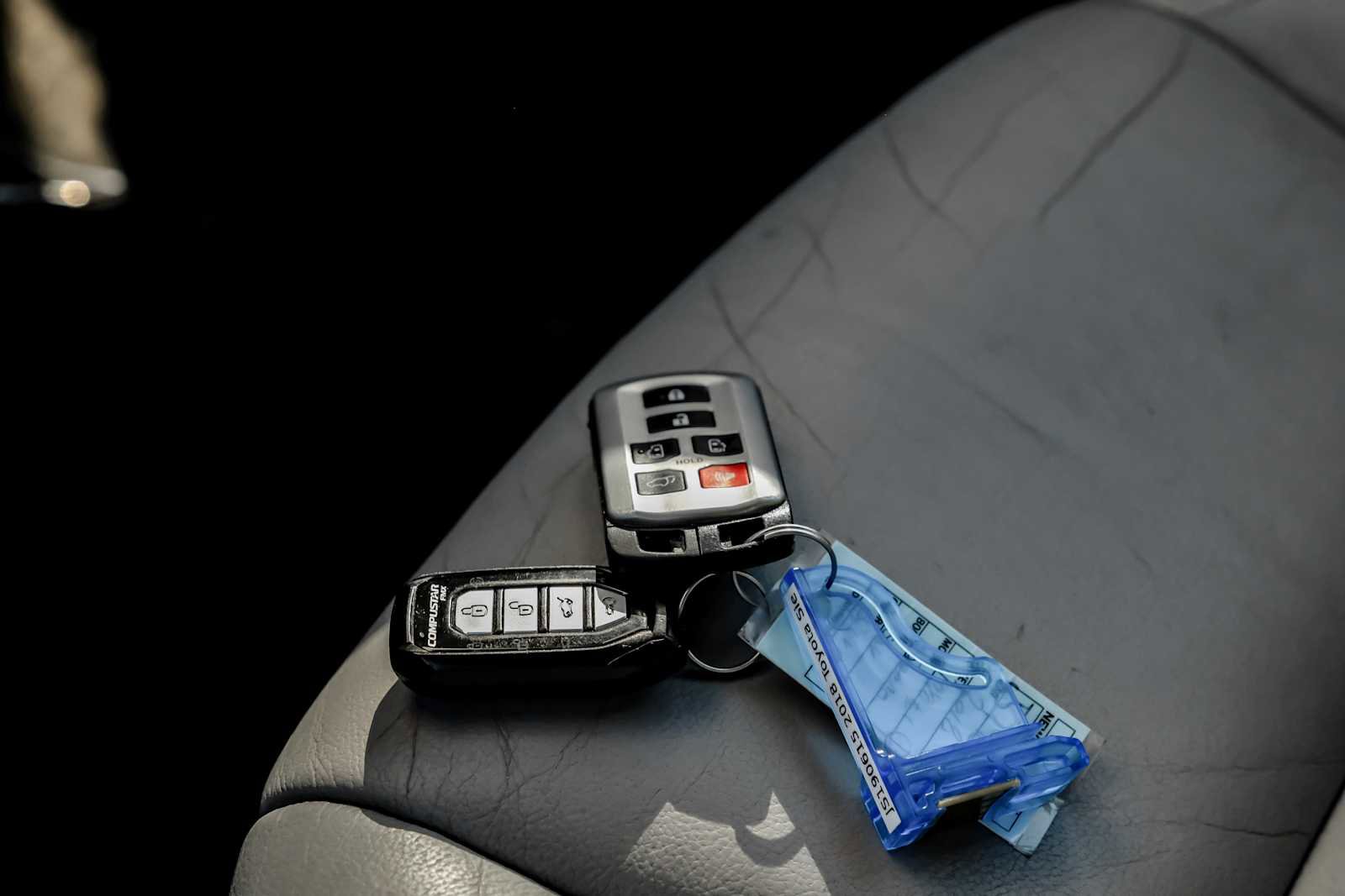 Used 2018 Toyota Sienna XLE image 60