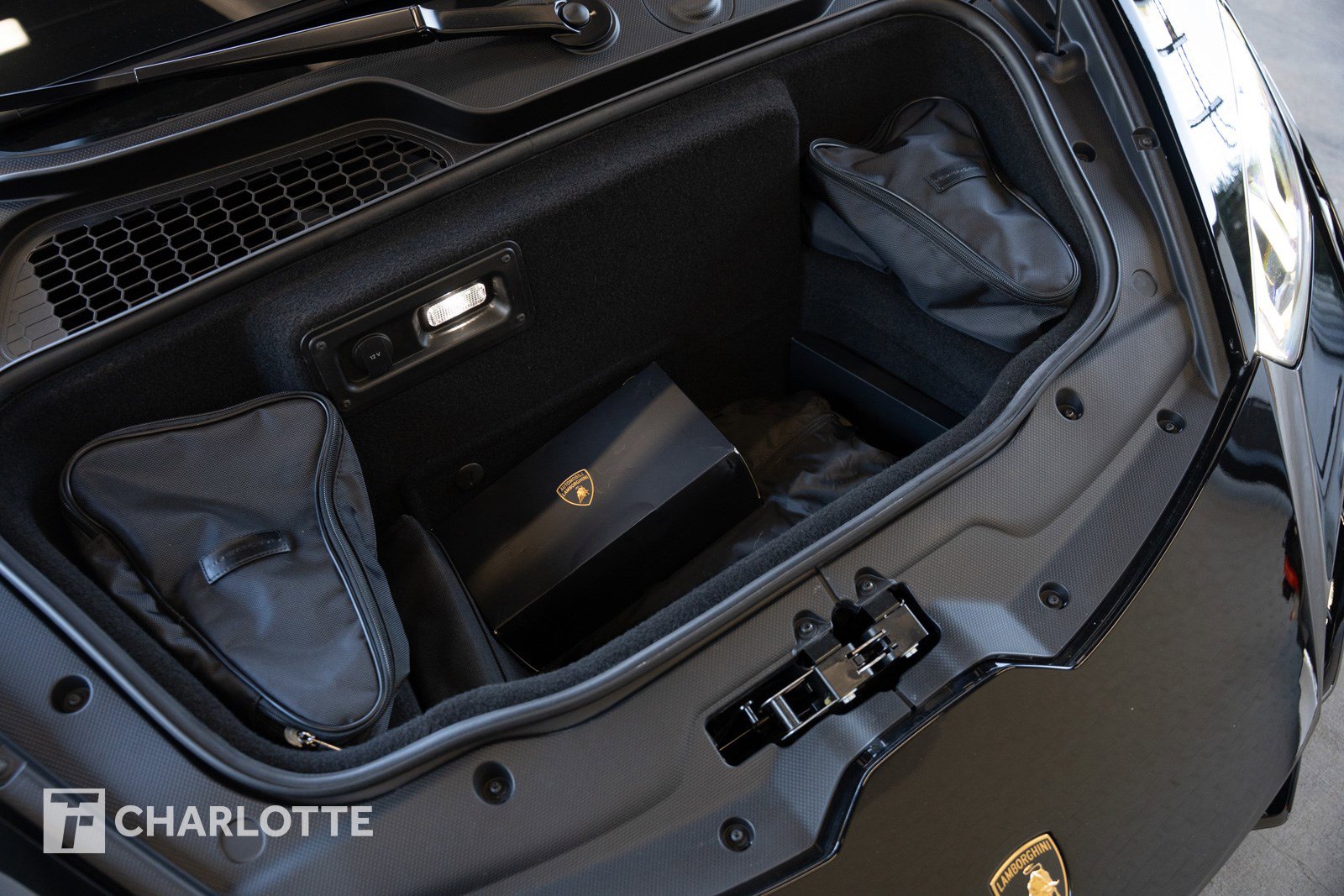 Used 2024 Lamborghini Huracan Tecnica image 34