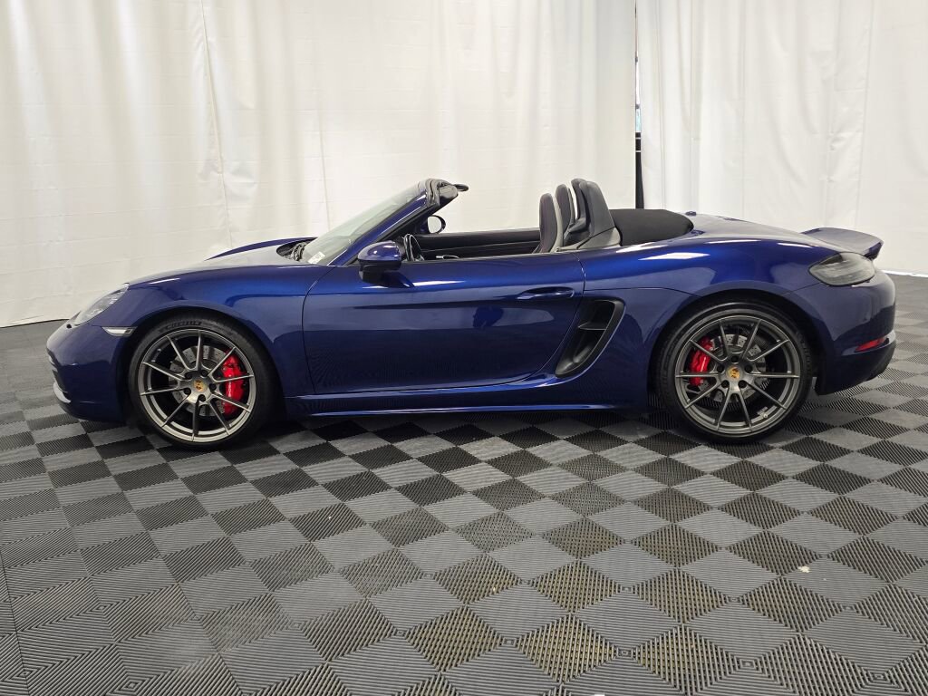 Certified 2021 Porsche 718 Boxster GTS image 2