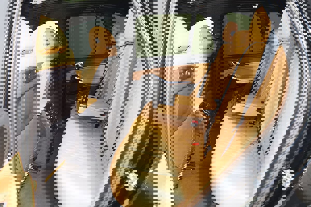 Used 2023 BMW X5 xDrive45e w/ M Sport Package image 61