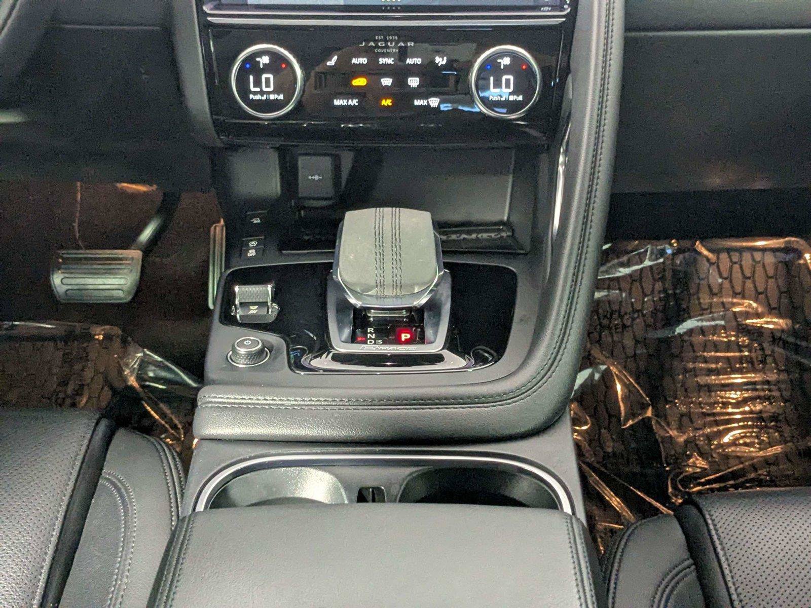 Used 2021 Jaguar E-PACE SE AWD/4WD image 43