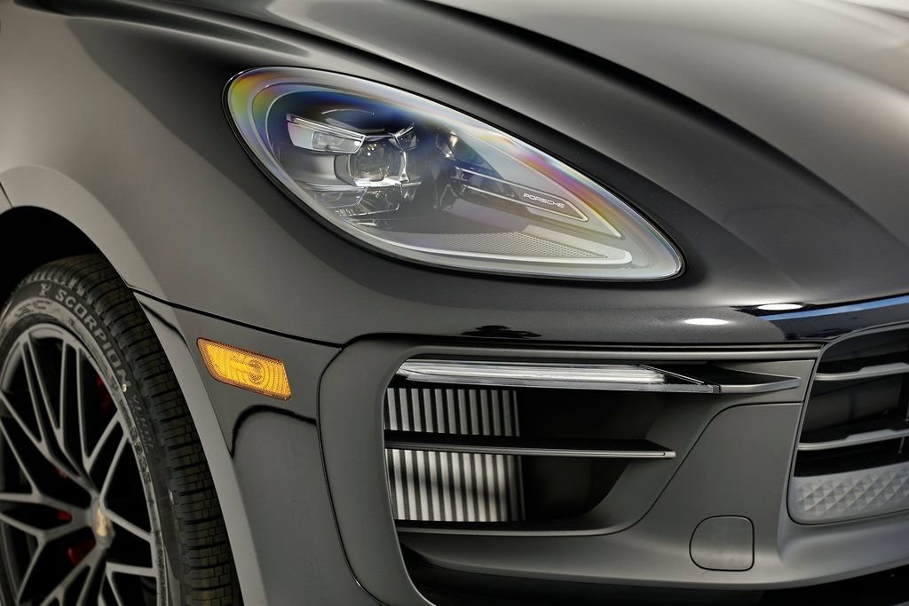 New 2026 Porsche Macan GTS AWD/4WD image 16