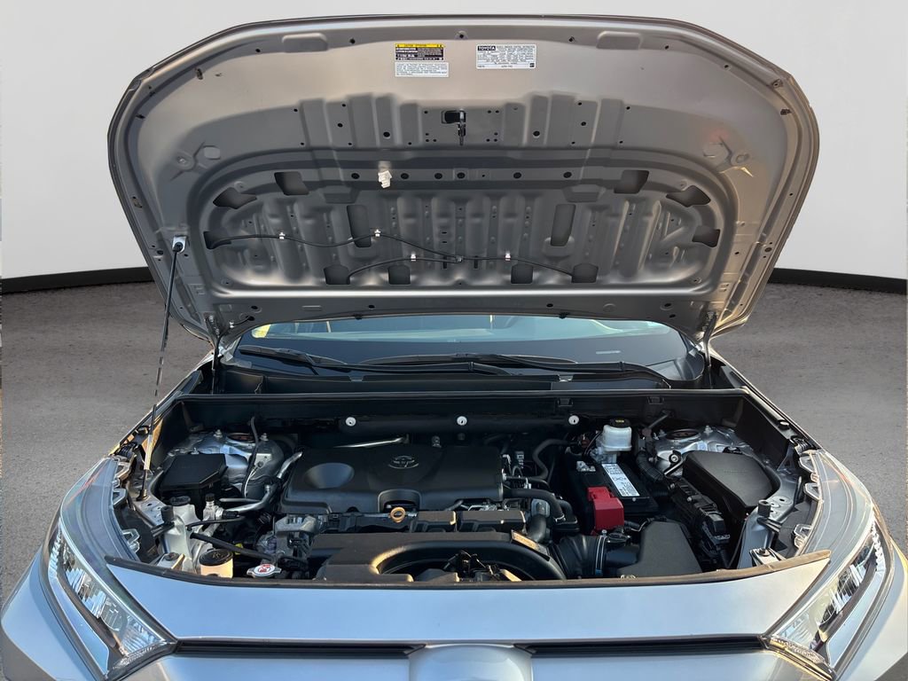 Used 2019 Toyota RAV4 XLE image 13