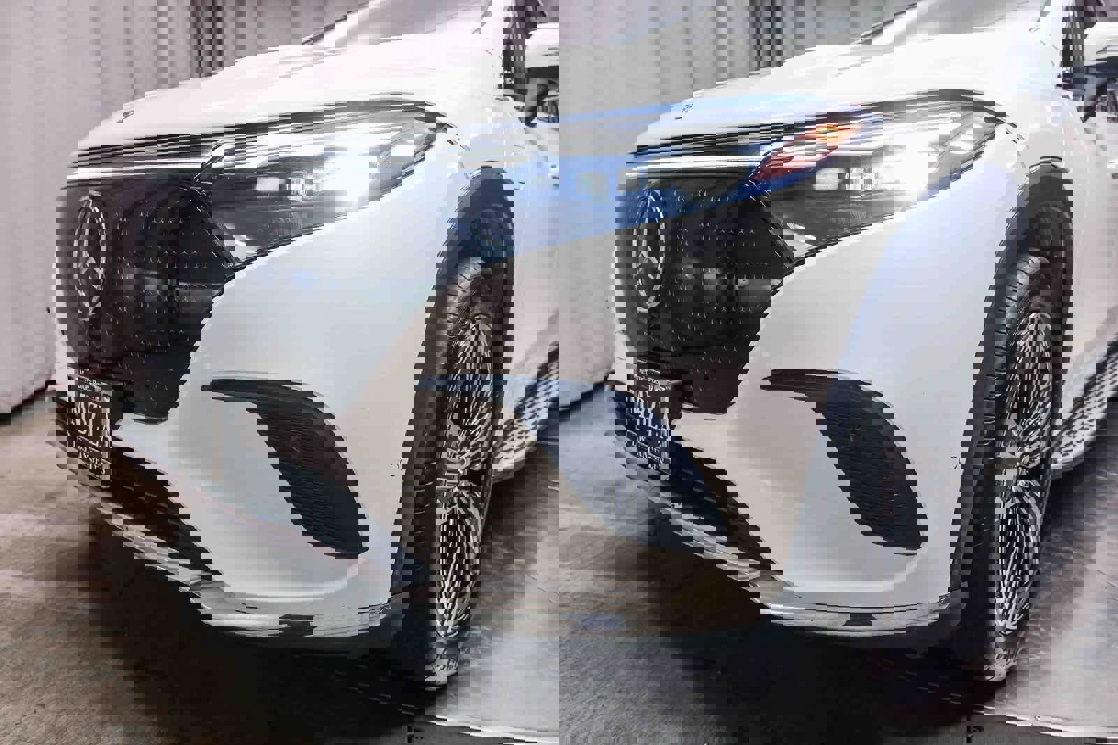 Certified 2023 Mercedes-Benz EQS 450+ SUV image 12