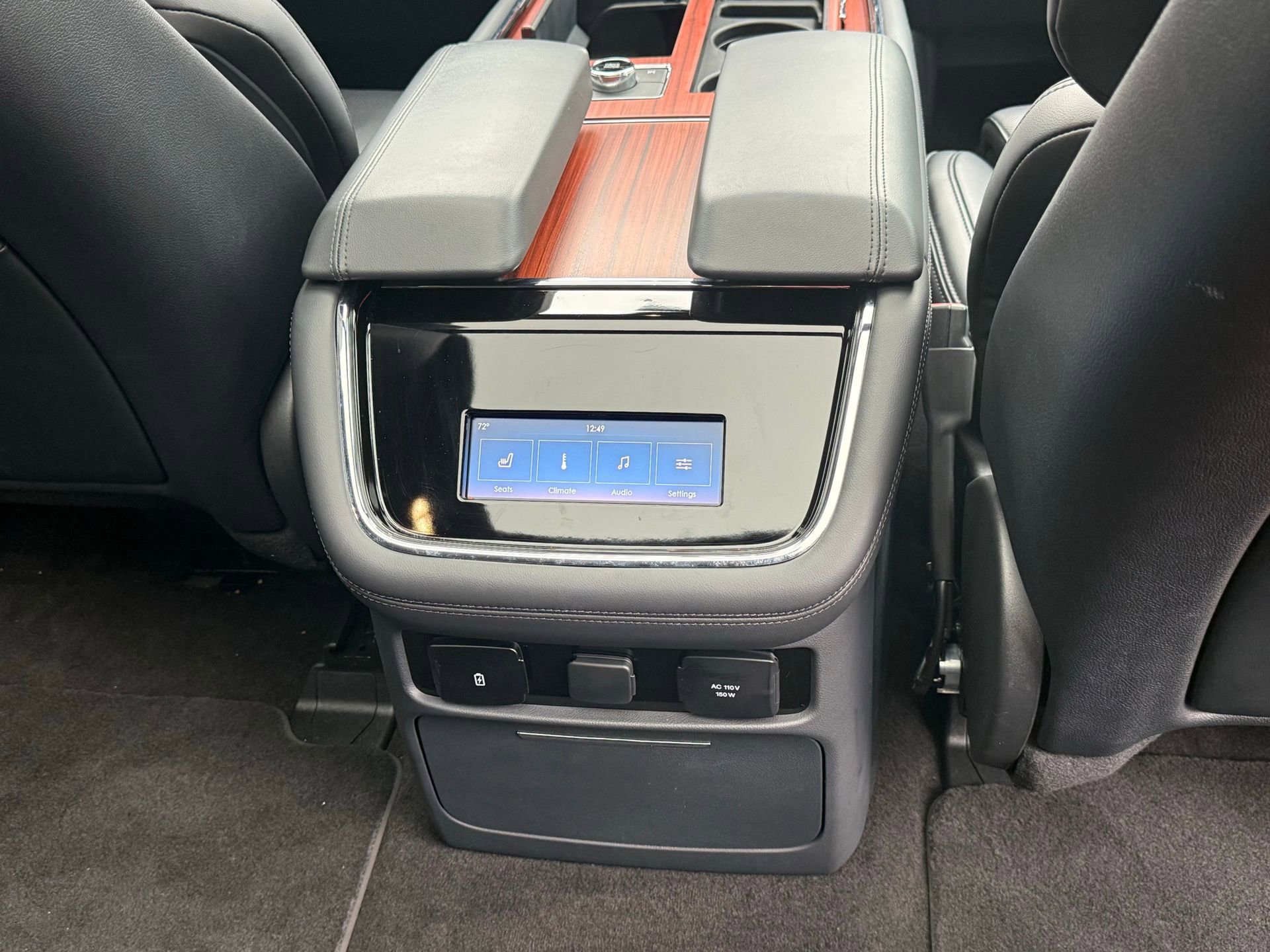 Used 2024 Lincoln Navigator Reserve image 26