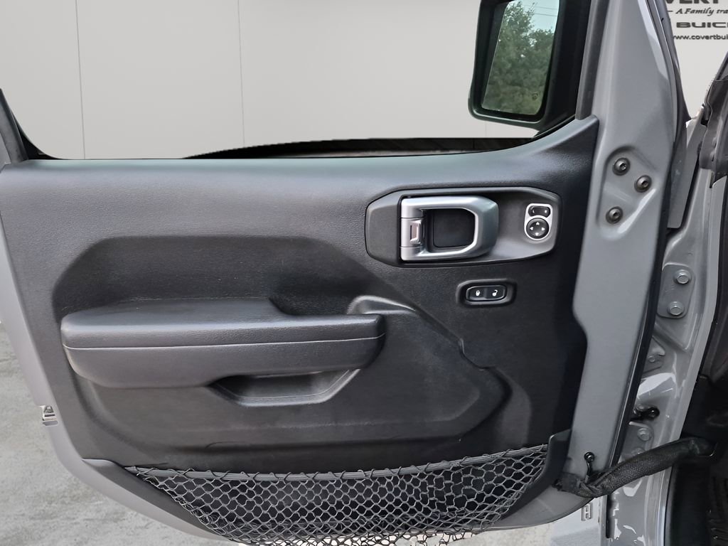 Used 2018 Jeep Wrangler Unlimited Sport S image 22