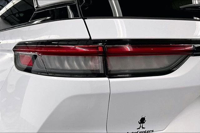 Used 2024 Jeep Grand Cherokee Limited w/ Luxury Tech Group II image 36