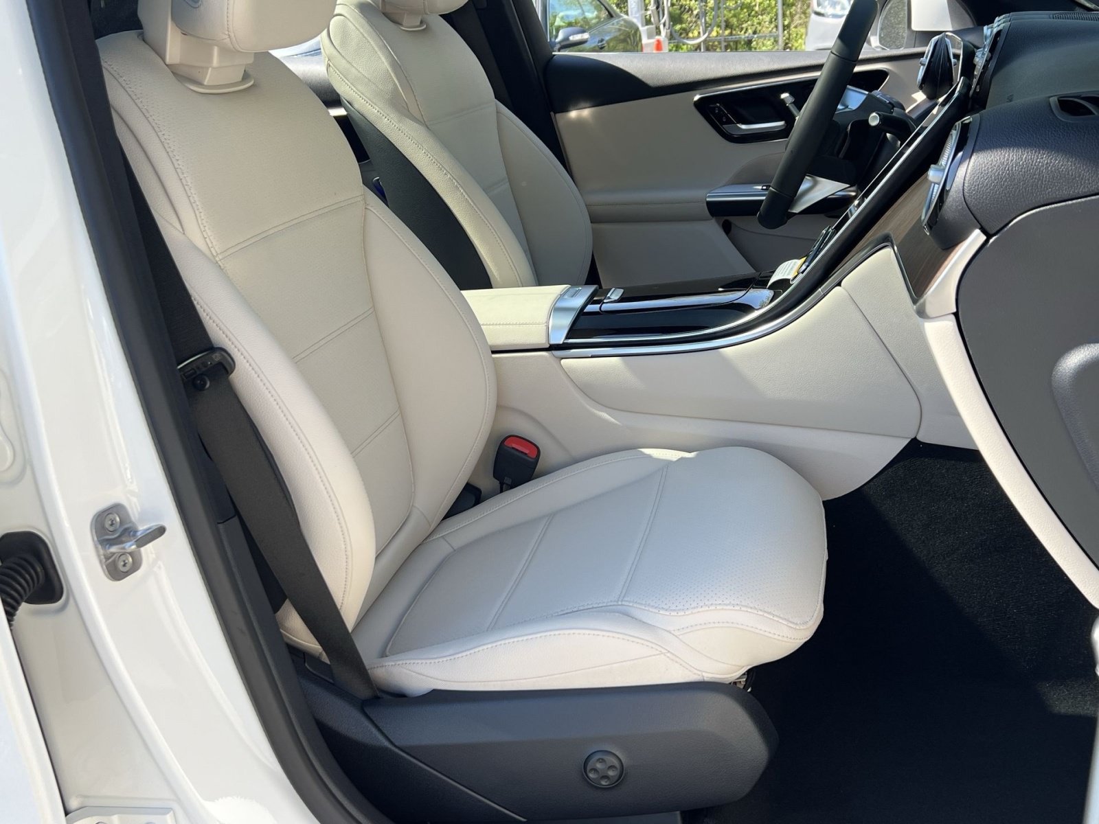 New 2026 Mercedes-Benz GLC 300 4MATIC image 33