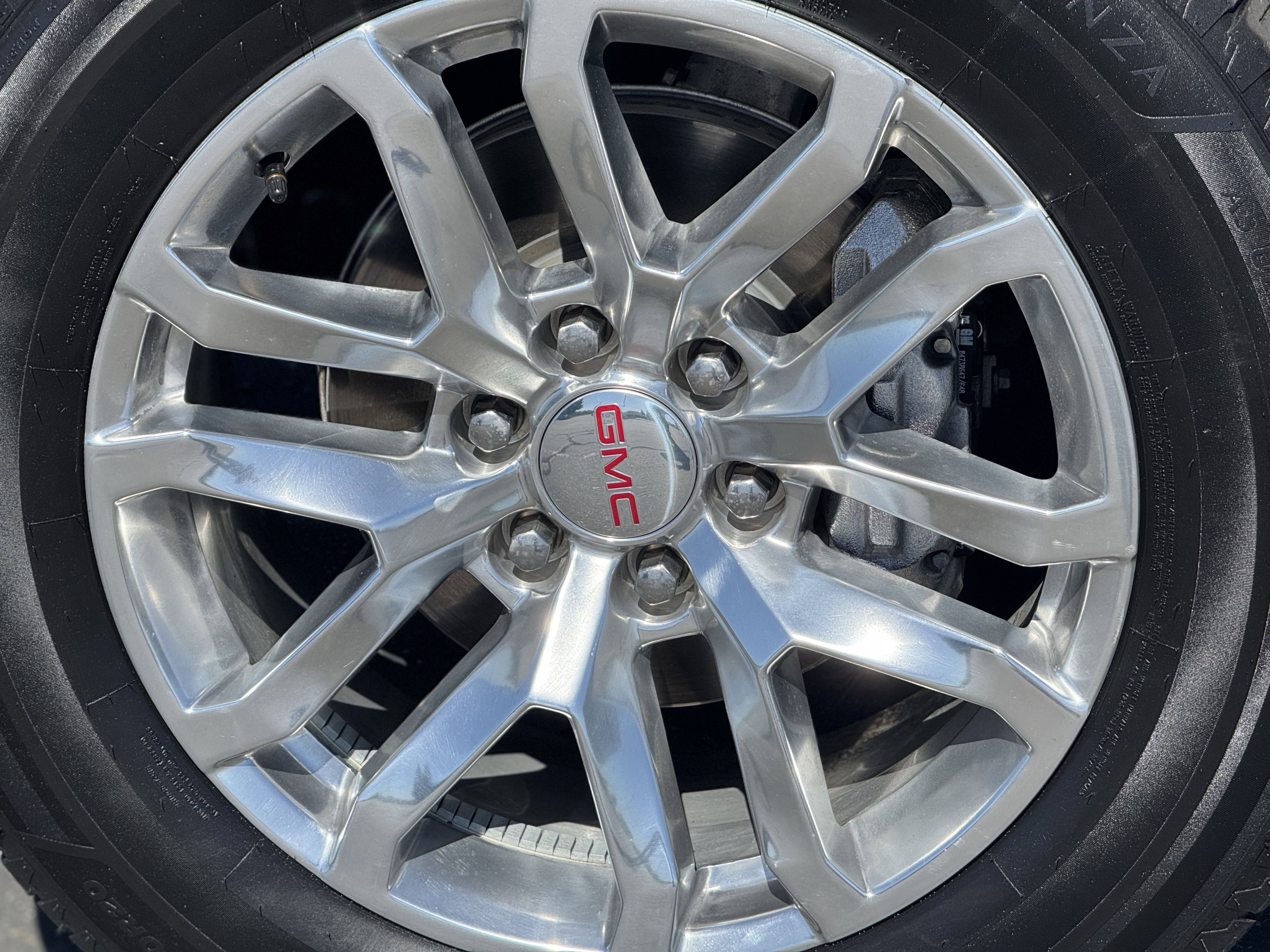 Used 2022 GMC Yukon SLT w/ SLT Luxury Package image 8