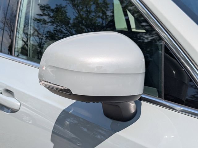 New 2025 Volvo XC90 B6 Plus w/ Protection Package Premier image 14