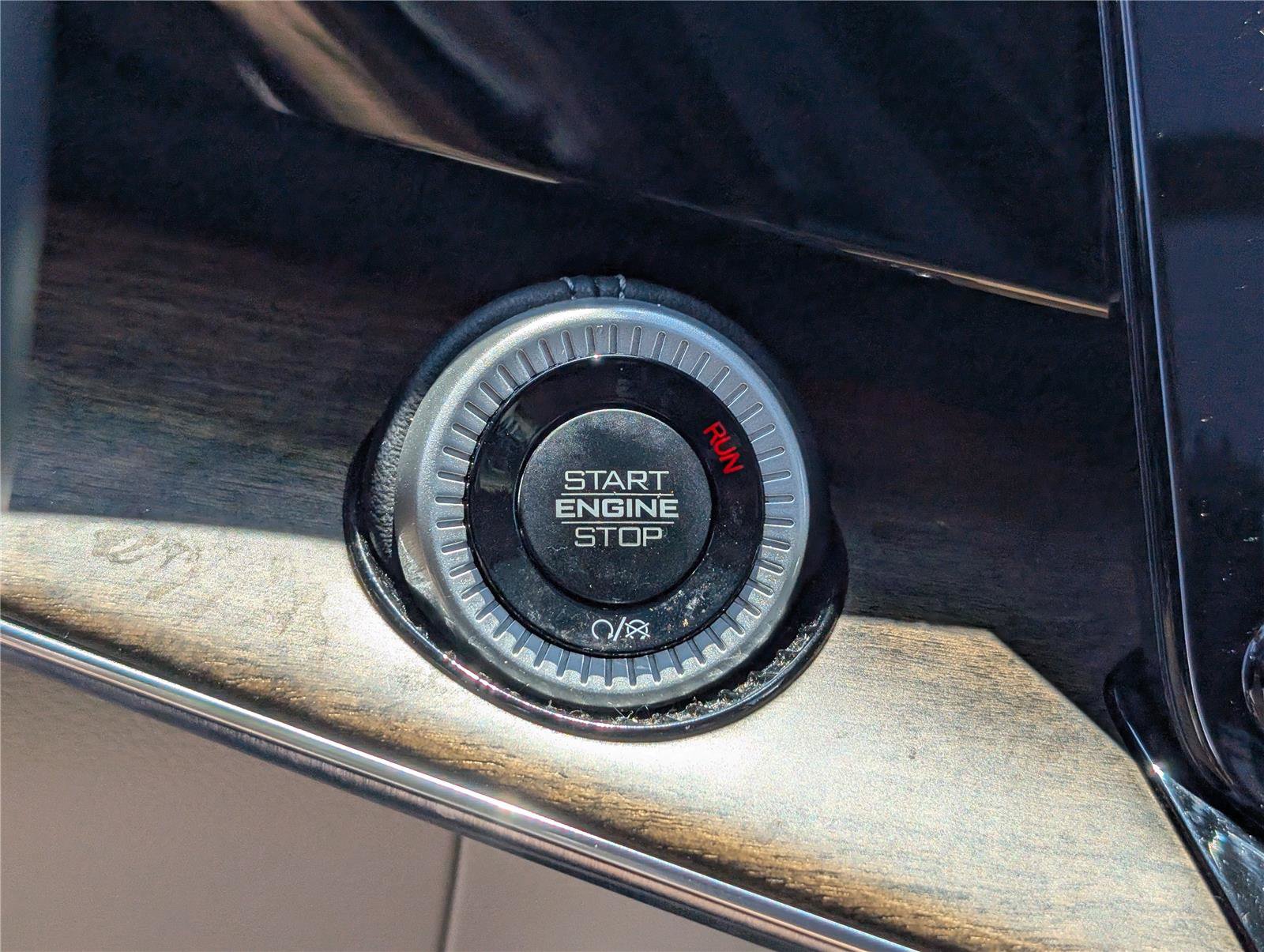 Used 2022 Jeep Grand Wagoneer Series I AWD/4WD image 30