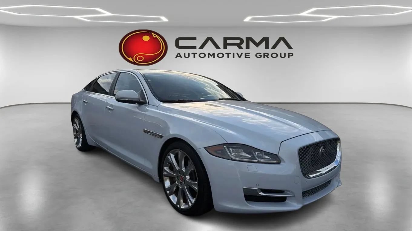 Used 2016 Jaguar XJ L Portfolio RWD image 7
