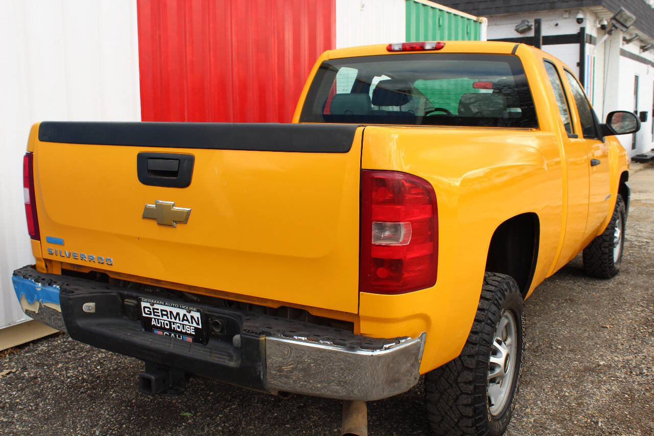 Used 2012 Chevrolet Silverado 2500 W/T image 6