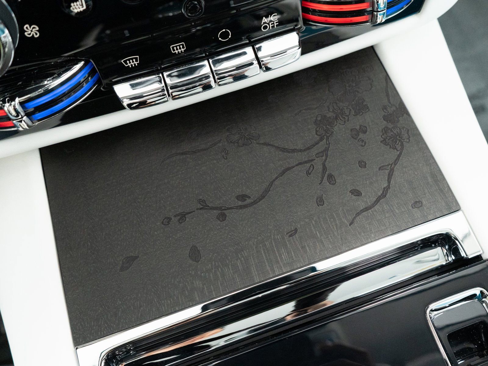 New 2026 Rolls-Royce Spectre Inspired By Primavera image 33