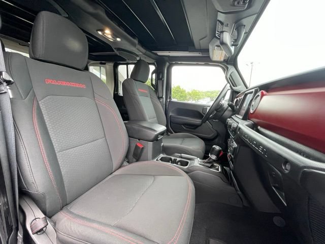 Used 2022 Jeep Wrangler Unlimited Rubicon w/ Xtreme Recon 35" Tire Package AWD/4WD image 28