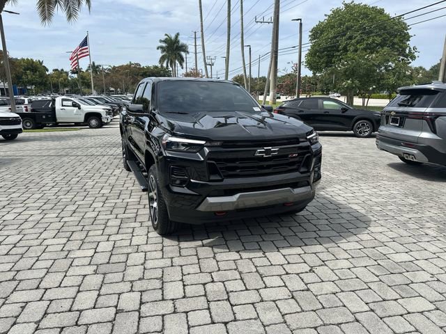 Used 2023 Chevrolet Colorado Z71 w/ Z71 Convenience Package 2 AWD/4WD image 17