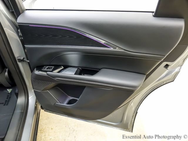 Certified 2024 Cadillac Lyriq Luxury image 24